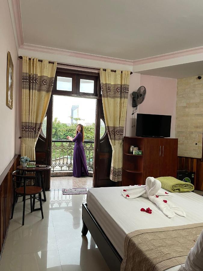 Nam Phuong Riverside Villa Хуе Екстериор снимка
