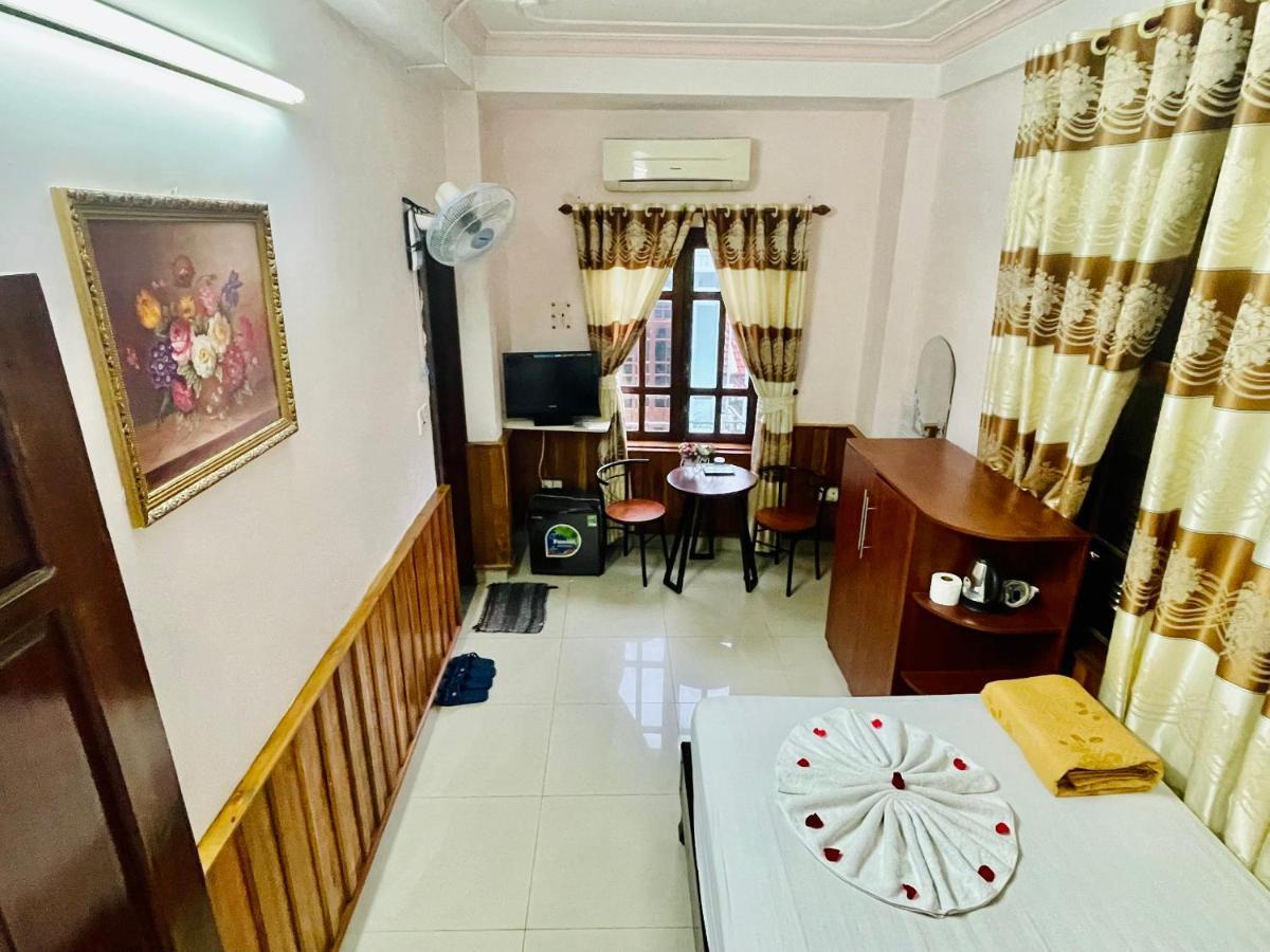 Nam Phuong Riverside Villa Хуе Екстериор снимка