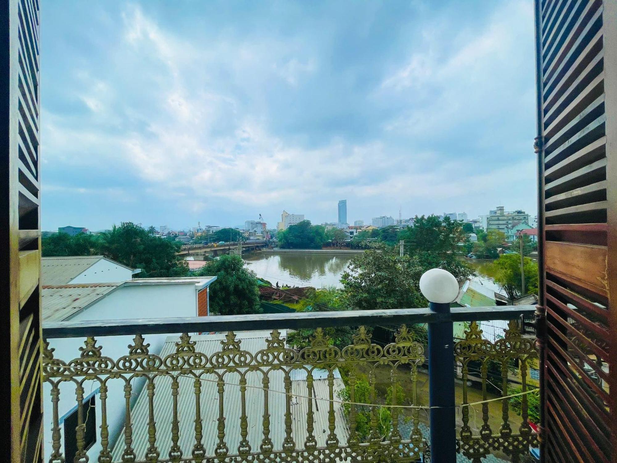 Nam Phuong Riverside Villa Хуе Екстериор снимка