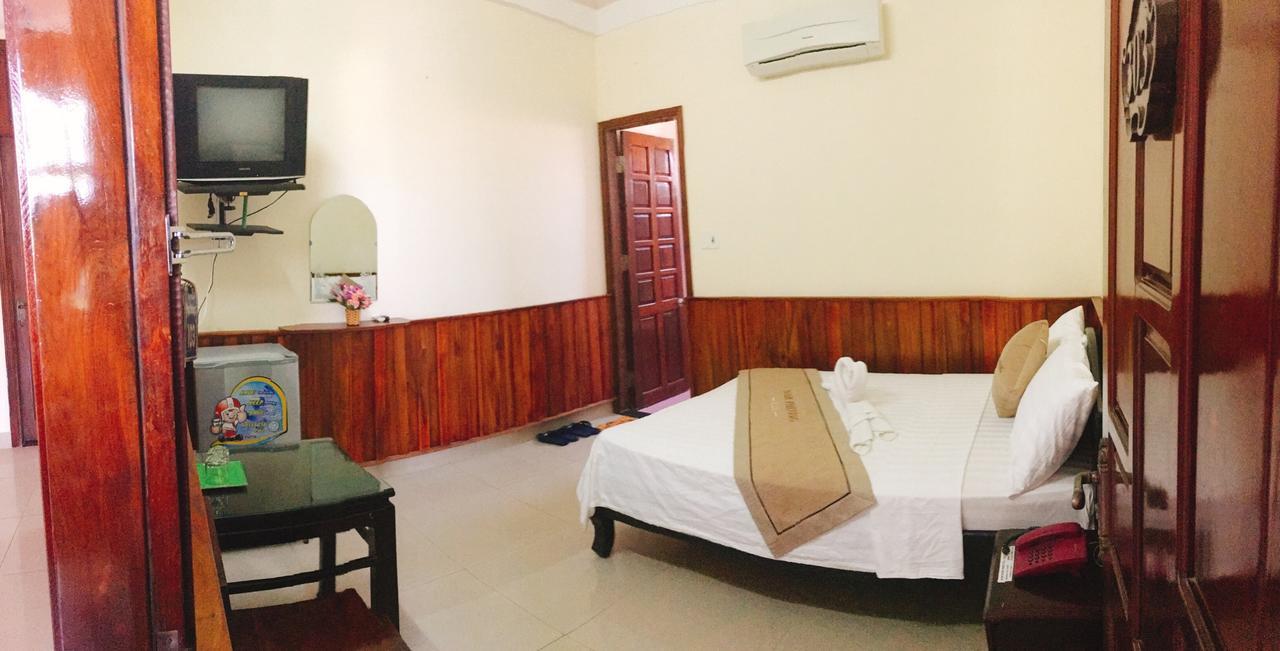 Nam Phuong Riverside Villa Хуе Екстериор снимка