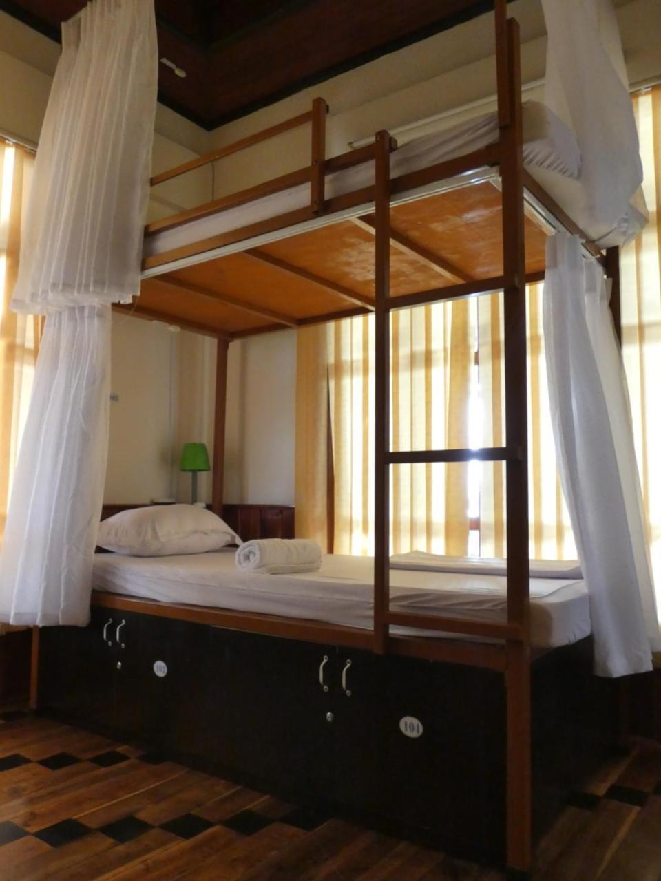 Nam Phuong Riverside Villa Хуе Екстериор снимка